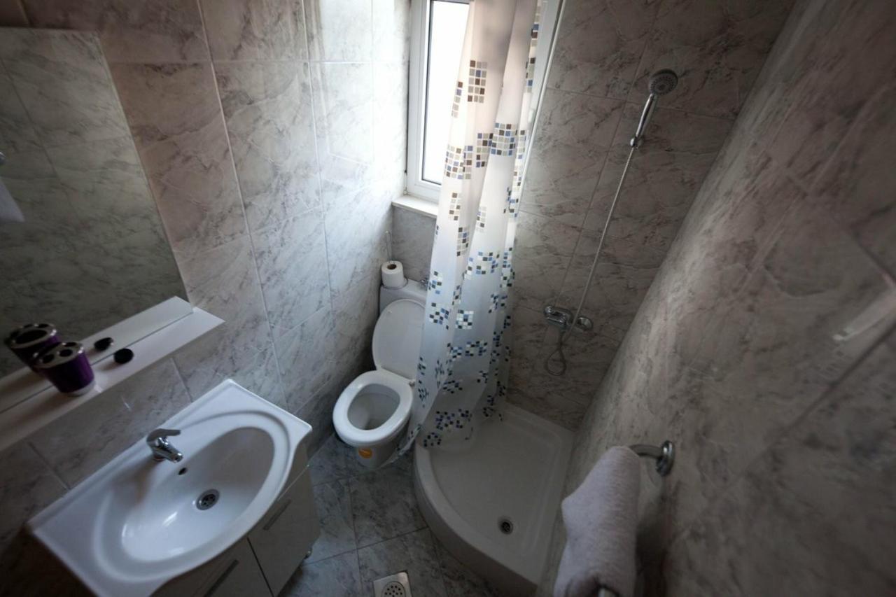 Rooms Aladino トロギール エクステリア 写真